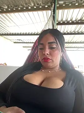 Snapshot of _SARA_69 chatting on May 24, 12:32 pm SARA 69 online show from May 24, 12:32 pm