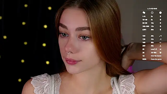 EmilaMills online show from October 19, 12:55 am