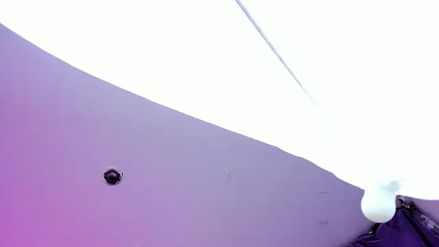 Snapshot of MelaniJhonson chatting on March 21, 8:19 am MelaniJhonson online show from March 21, 8:19 am