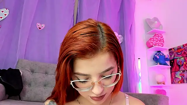 Snapshot of MelaniJhonson chatting on March 26, 8:31 am MelaniJhonson online show from March 26, 8:31 am