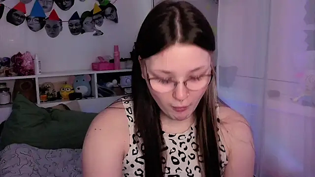 milliedoll online show from November 27, 6:26 am