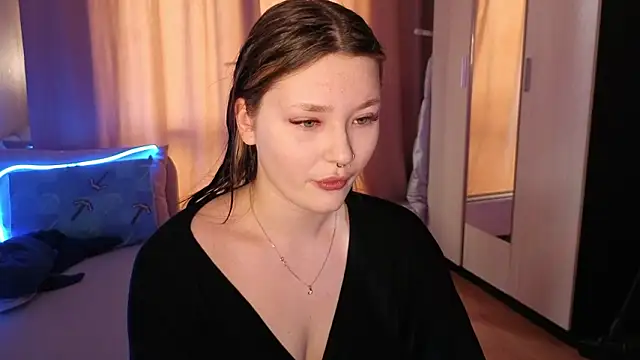 milliedoll online show from March 8, 3:21 am