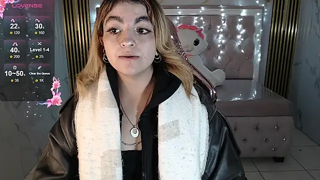 lili conor s online show from September 21, 3:30 am