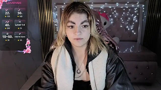 lili conor s online show from November 13, 3:16 am