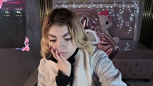 lili conor s online show from November 19, 3:06 am