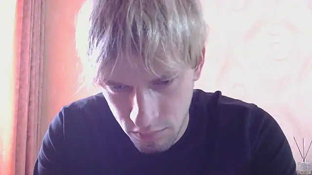 Snapshot of frama666 chatting on June 4, 12:11 pm frama666 online show from June 4, 12:11 pm