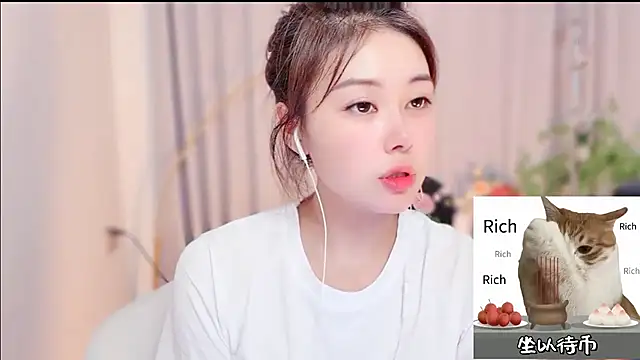 CC-777888 online show from August 1, 3:44 pm