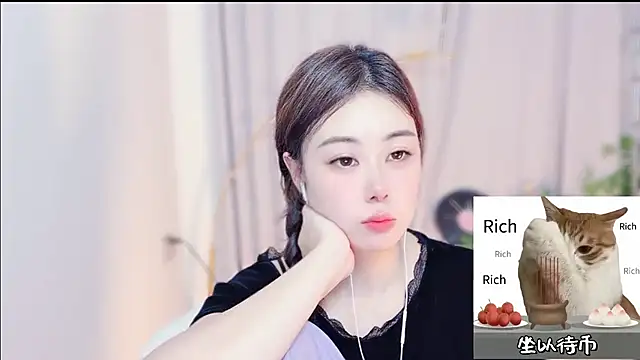 CC-777888 online show from August 4, 1:57 pm