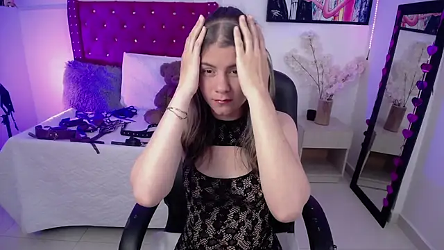 ValeAmayaa online show from March 21, 7:13 pm