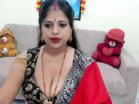 leahgotiii online show from October 13, 3:28 am