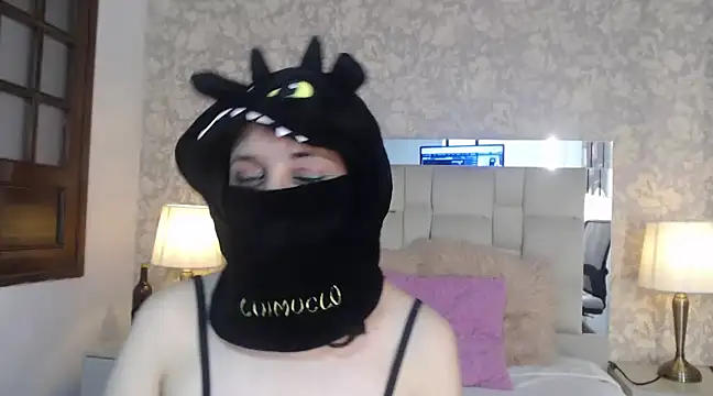 Snapshot of Stephanie_Sun chatting on March 3, 2:04 pm Stephanie Sun online show from March 3, 2:04 pm