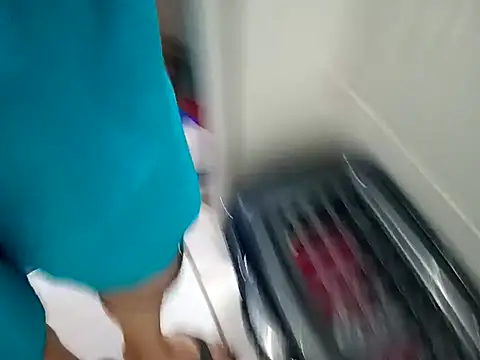 magrinhogostoso696 online show from October 27, 1:42 am