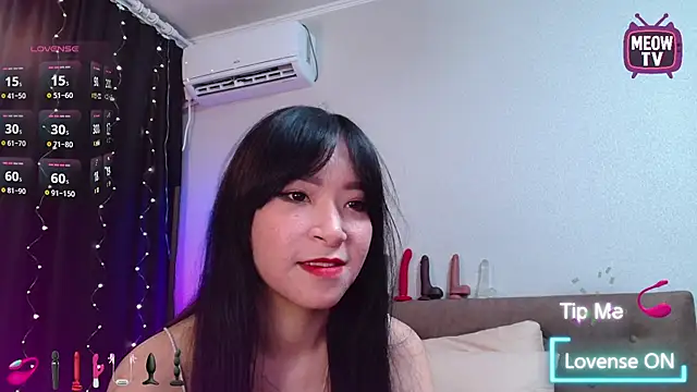 miyakimi0101 online show from September 29, 12:38 am