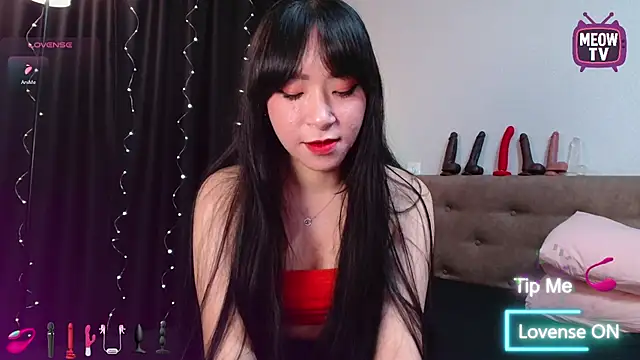 miyakimi0101 online show from October 3, 11:46 pm