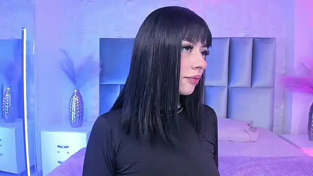 Selene bennet online show from May 2, 3:44 am