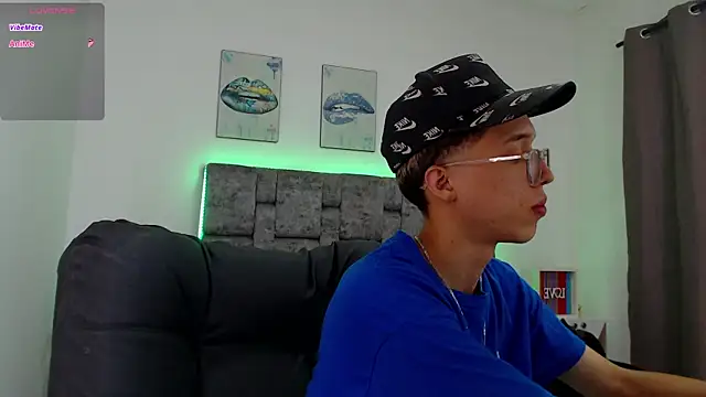 skinny bigcock02 online show from November 27, 10:23 pm