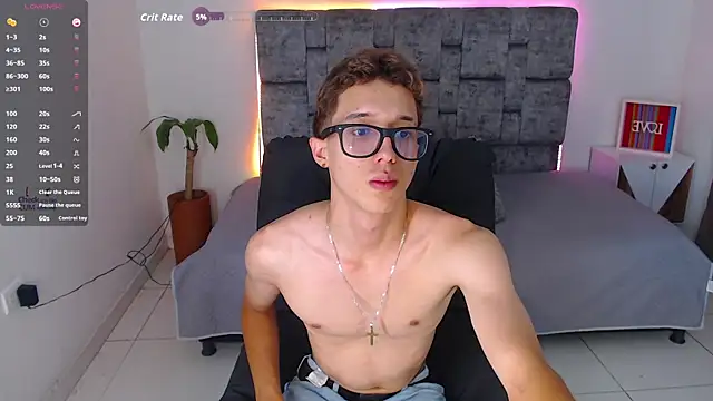 skinny bigcock02 online show from January 10, 8:32 pm