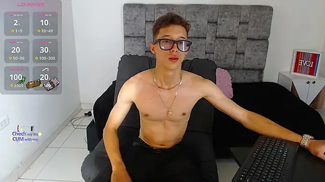 skinny bigcock02 online show from March 26, 8:58 pm