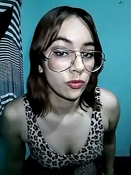 sweet foxxy4 online show from February 20, 8:14 pm