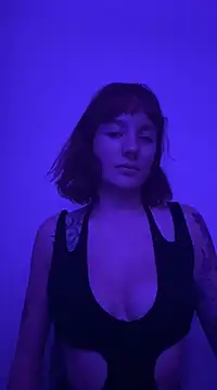 donnahouse online show from February 25, 2:25 am