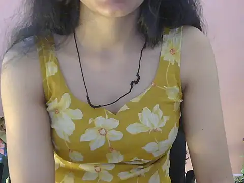 Cute Pihu01 online show from February 13, 10:39 pm