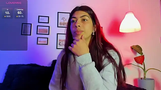 Cassie bloom online show from March 22, 10:59 pm