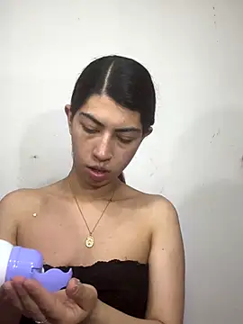 Cassie bloom online show from September 26, 11:20 pm