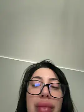 Snapshot of Mia_Splash chatting on February 23, 8:44 am Mia Splash online show from February 23, 8:44 am