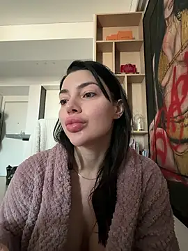 Snapshot of Mia_Splash chatting on March 4, 9:48 am Mia Splash online show from March 4, 9:48 am