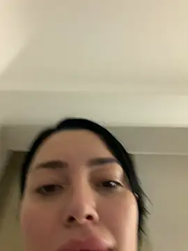 Snapshot of Mia_Splash chatting on March 5, 6:15 pm Mia Splash online show from March 5, 6:15 pm