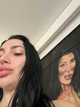 Snapshot of Mia_Splash chatting on March 15, 9:37 am Mia Splash online show from March 15, 9:37 am