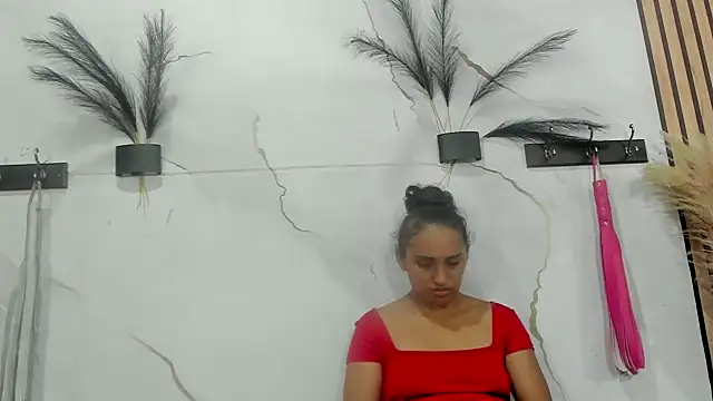 ElizaAndQuisha online show from September 13, 5:46 pm