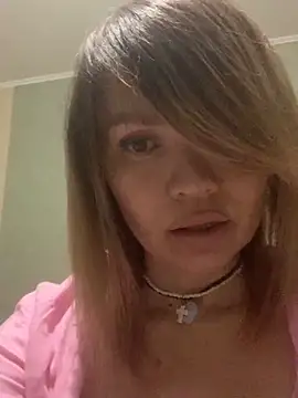 Snapshot of Ella_Pearlie chatting on February 25, 5:36 pm Ella Pearlie online show from February 25, 5:36 pm