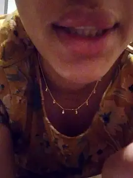 Sexlove1xo online show from May 24, 11:37 am