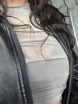 Anniie  Evans online show from October 8, 3:04 am