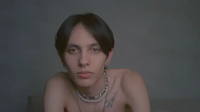 oli vers online show from September 13, 8:14 am