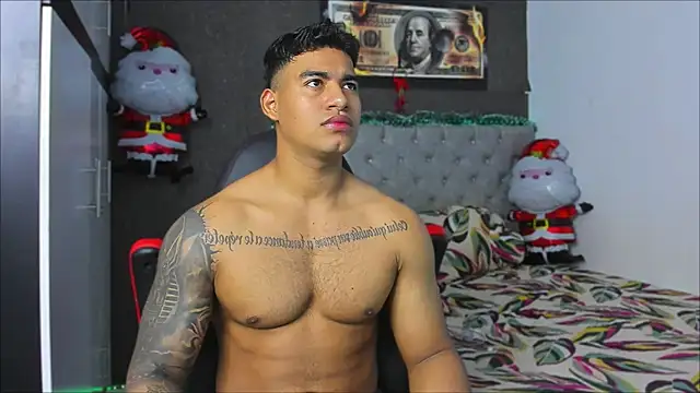 luigi hot  online show from December 22, 4:59 pm