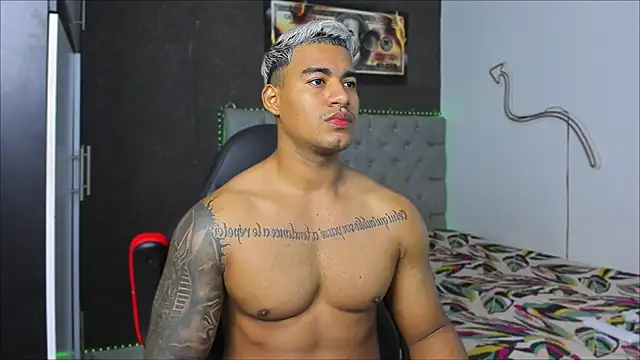 luigi hot  online show from February 17, 2:13 pm