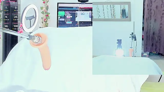Genesis Love   online show from March 14, 4:09 pm