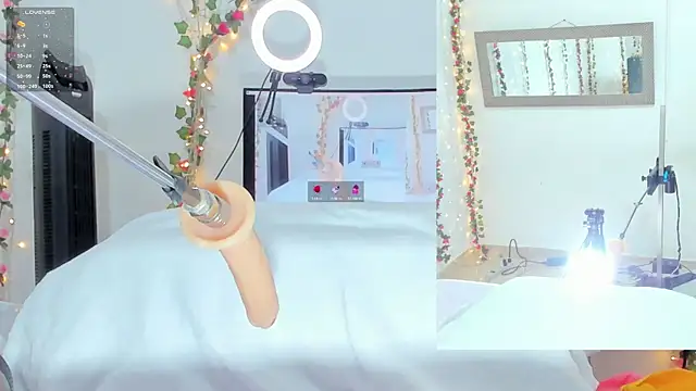 Snapshot of Genesis_Love__ chatting on September 22, 9:22 am Genesis Love   online show from September 22, 9:22 am