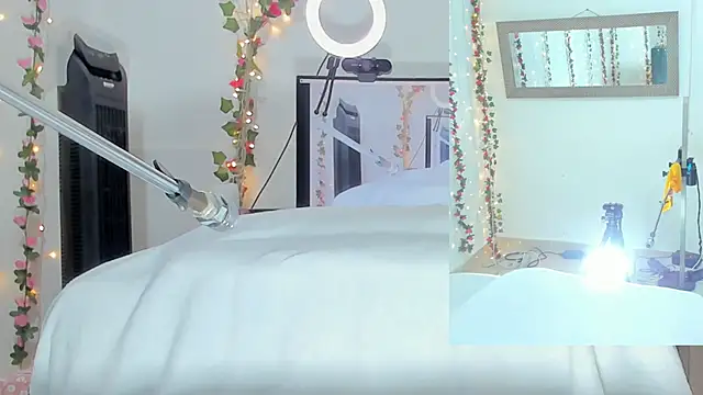 Snapshot of Genesis_Love__ chatting on September 24, 9:23 am Genesis Love   online show from September 24, 9:23 am