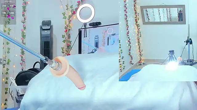 Snapshot of Genesis_Love__ chatting on October 26, 9:26 am Genesis Love   online show from October 26, 9:26 am