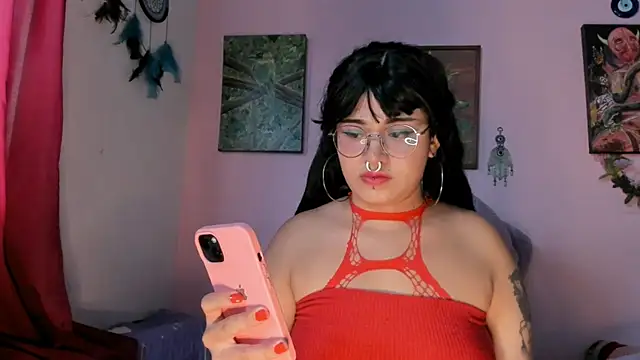 Maddy Jhonsson online show from July 1, 10:42 pm