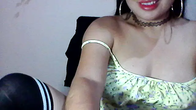 Snapshot of shashel5 chatting on March 20, 6:18 am shashel5 online show from March 20, 6:18 am