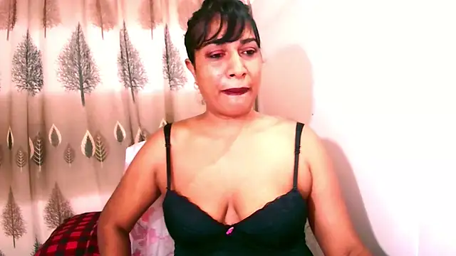 Snapshot of Indian_Erotic69 chatting on November 28, 4:37 am Indian Erotic69 online show from November 28, 4:37 am