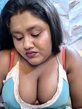 Snapshot of horny_diana chatting on April 18, 5:50 pm horny diana online show from April 18, 5:50 pm