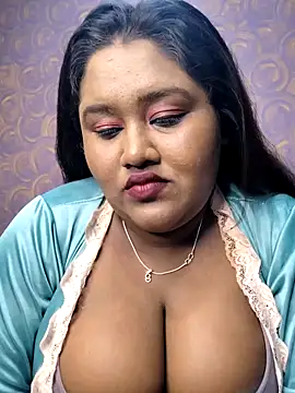 Snapshot of horny_diana chatting on May 31, 5:20 pm horny diana online show from May 31, 5:20 pm