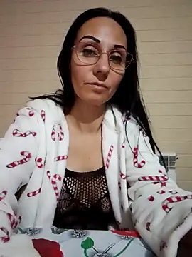 Ramona870 online show from February 26, 11:48 pm