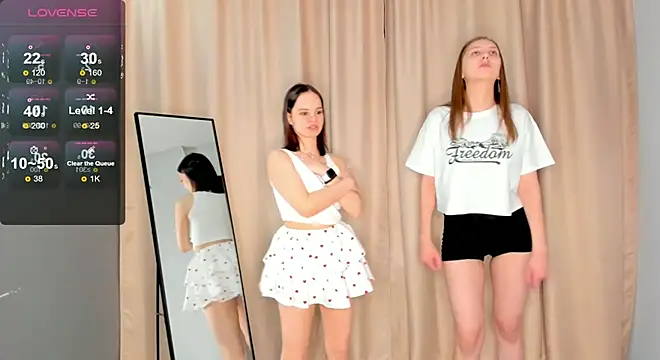 AislyEnderson online show from February 20, 6:13 pm