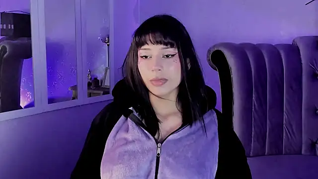 Seren Bleck online show from October 1, 2:39 am